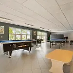 3 Bedroom Cozy In Holiday home