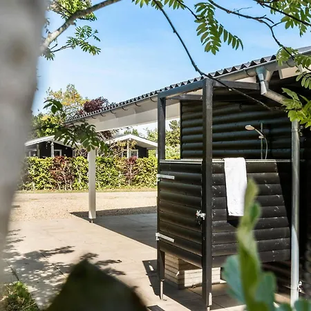 3 Bedroom Cozy In Holiday home