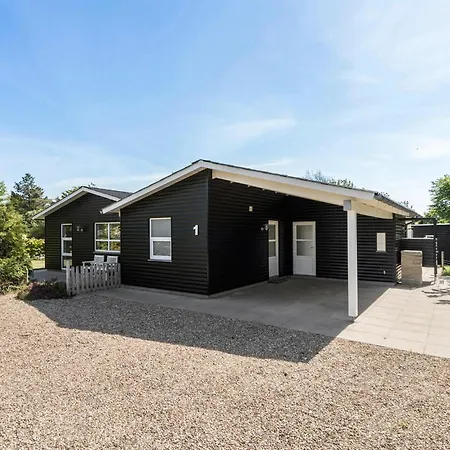 3 Bedroom Cozy In Holiday home *