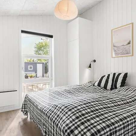 3 Bedroom Cozy In