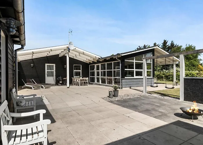 3 Bedroom Cozy In Tarm