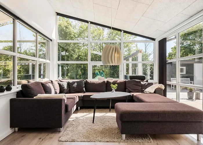 בית נופש 3 Bedroom Cozy In Tarm