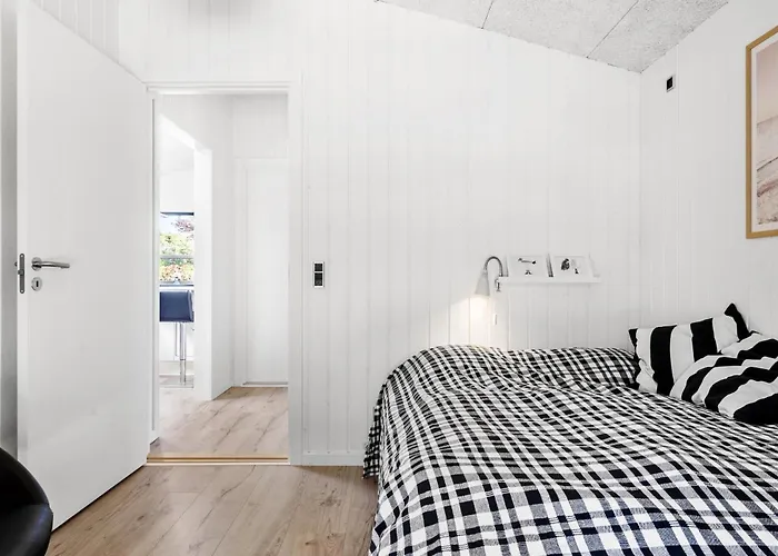 펜션 3 Bedroom Cozy In *
